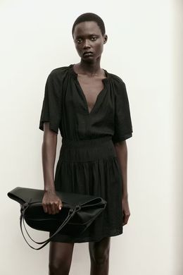 Платье H&M 271228766 XS Черный