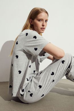 Футболка пижамная H&M 270970593_greyheart XS Серый